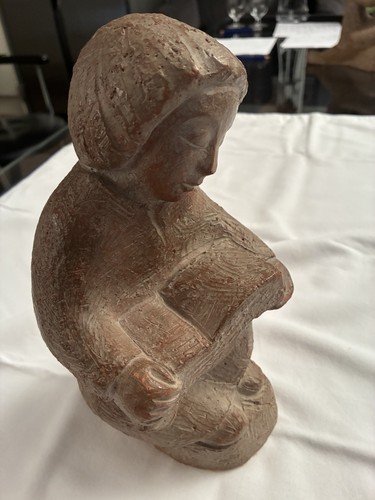 Tonfigur aus keramikwerkstatt - aus,